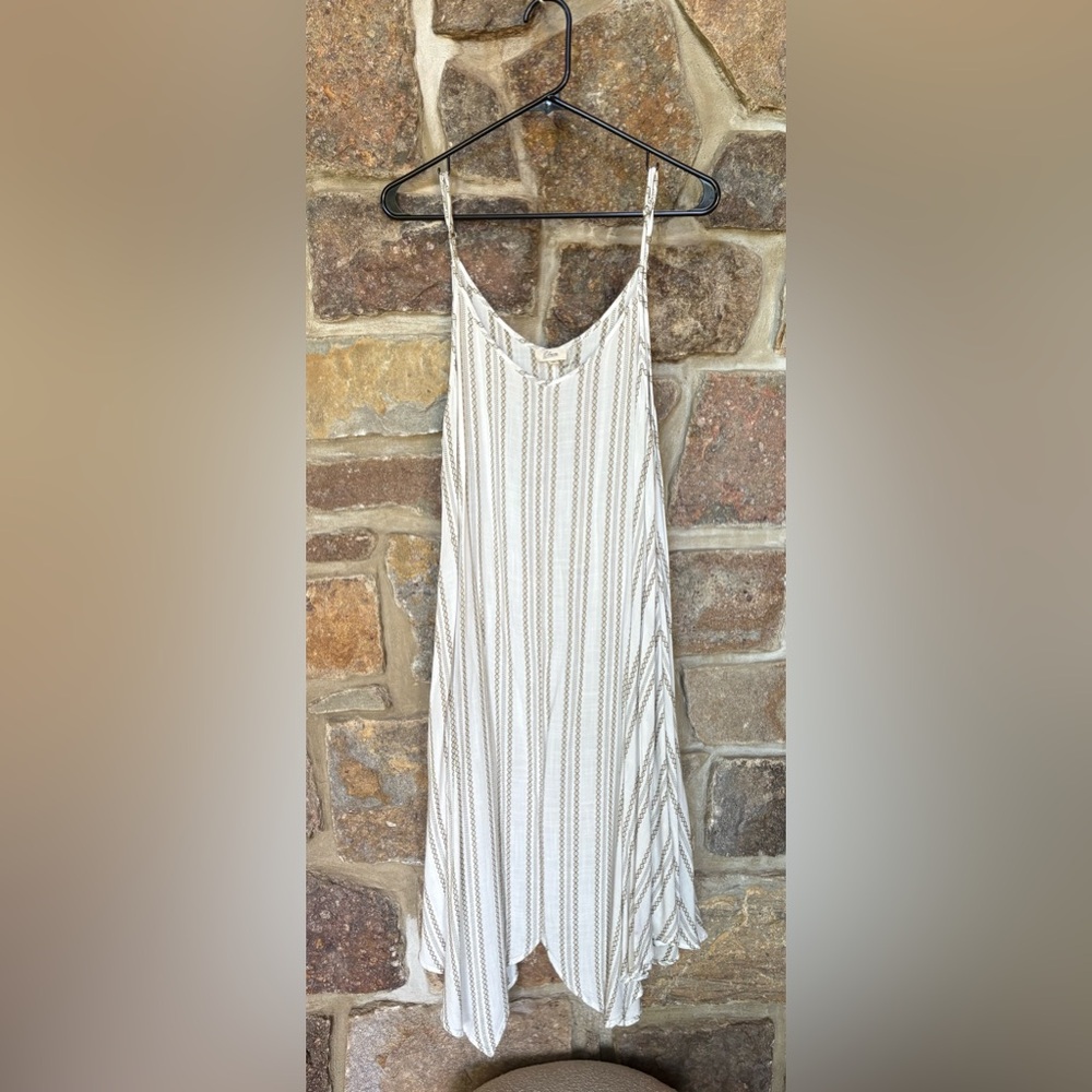SWIM COVERUP. ELAN.